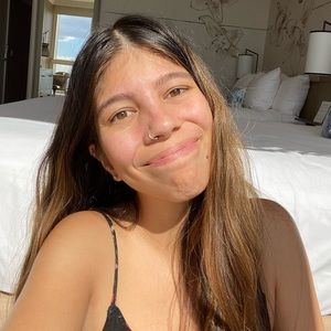 Meet your Posher, Tiara